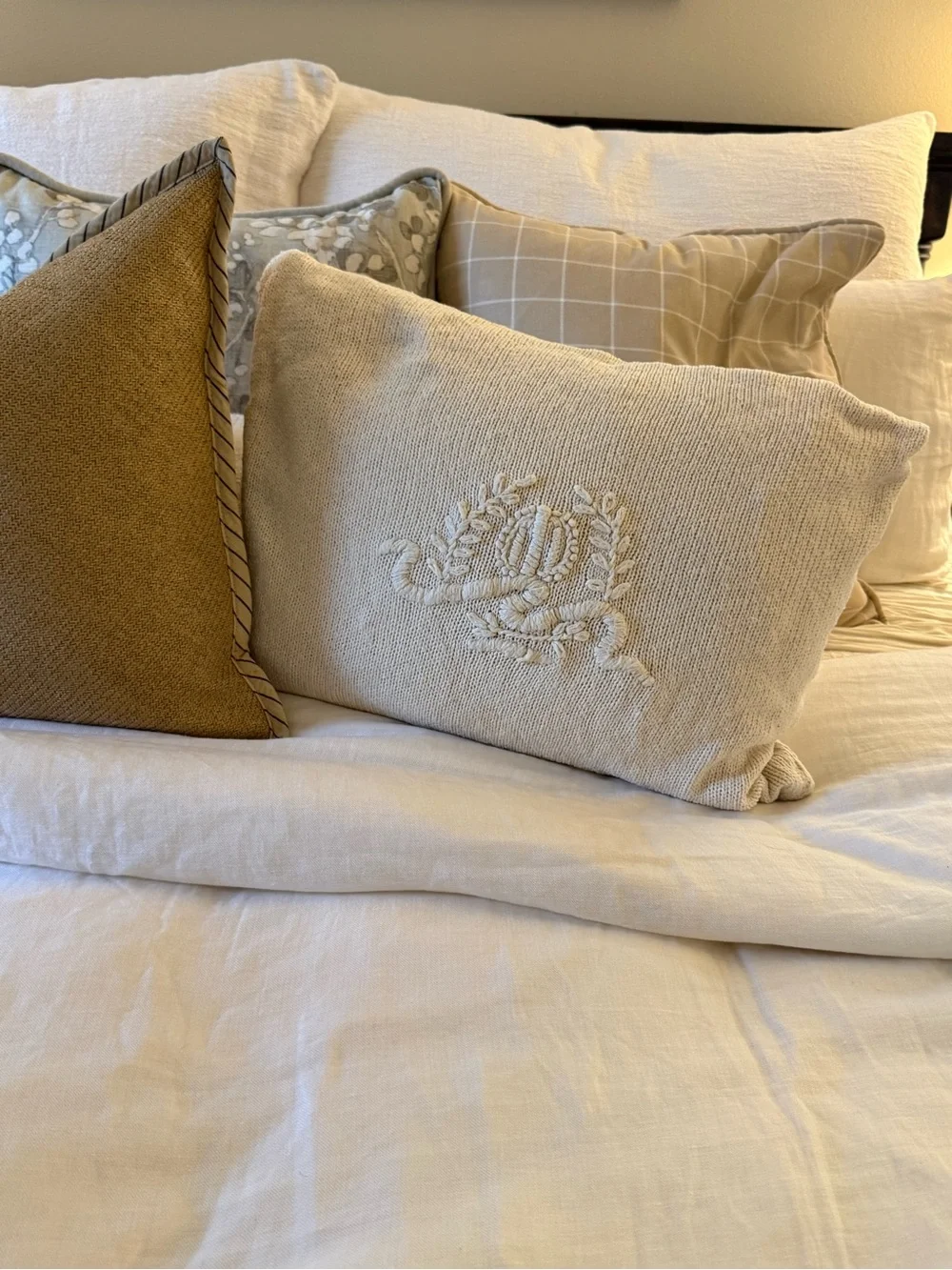 Ralph Lauren Lara crest knit pillows Ivory and stripe edge raffia pillow bundle
